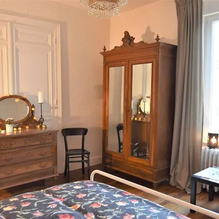 Apartment Rez-de-chaussee Arthur Rimbaud *